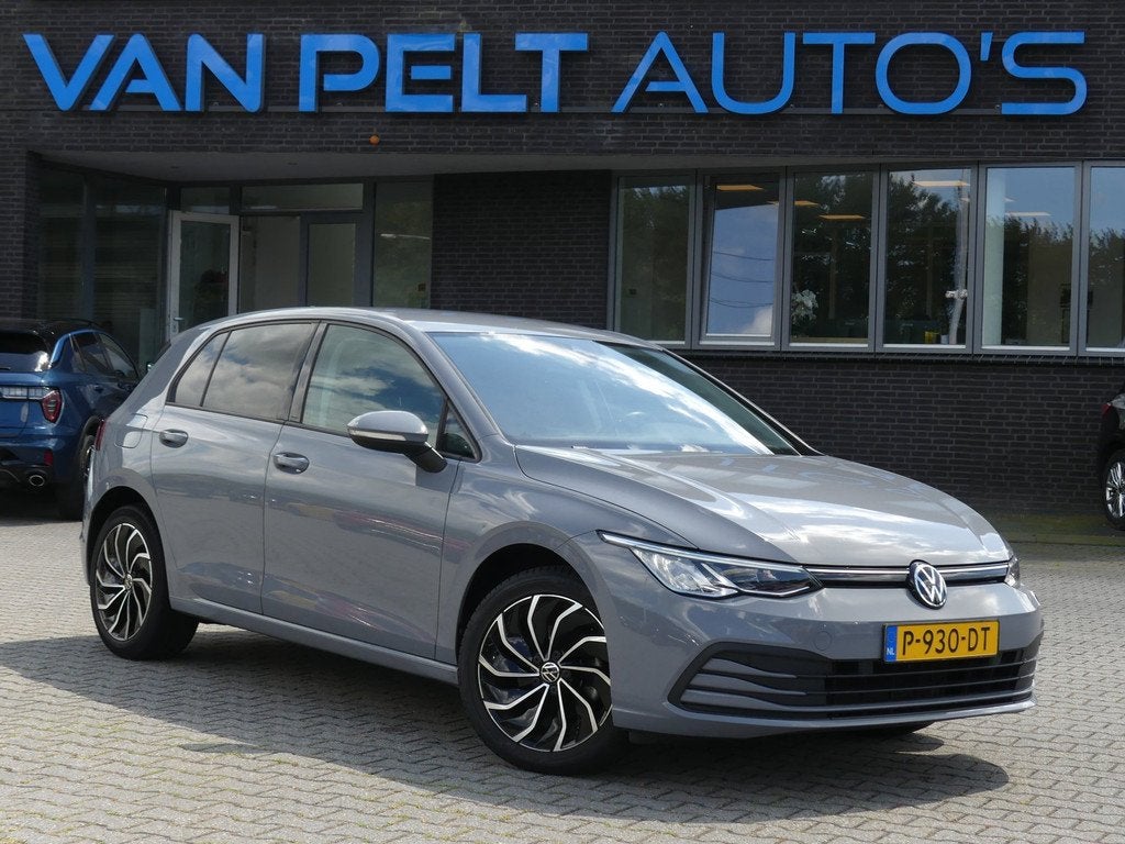 Volkswagen Golf 1.0 TSI Life / Carplay / Camera, Auto's, Stof, Gebruikt, Origineel Nederlands, Bedrijf
