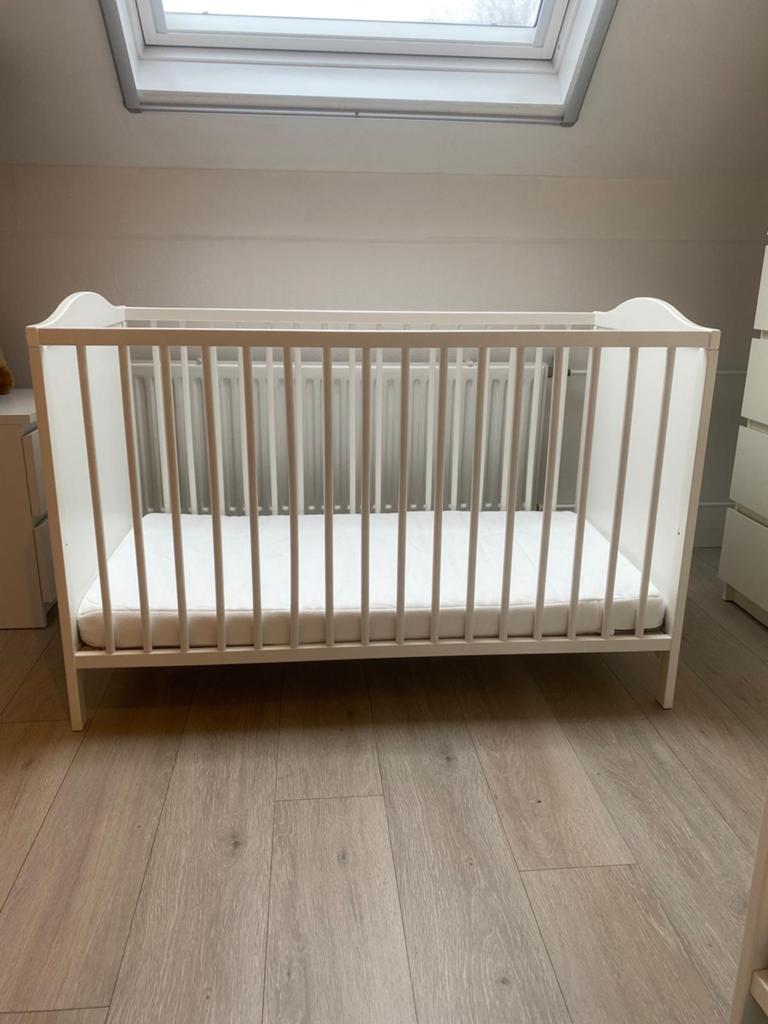 IKEA babybedje Smâgöra, Ophalen, Zo goed als nieuw, Jongetje of Meisje