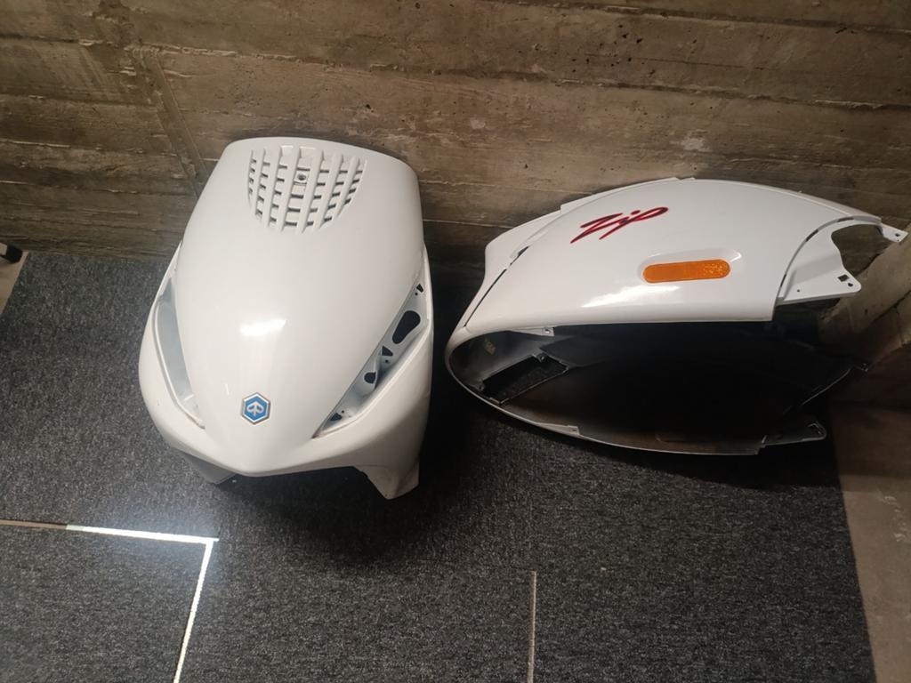 Orginele Piaggio Zip kappen nette staat, Fietsen en Brommers, Brommeronderdelen | Scooters, Ophalen of Verzenden, Zo goed als nieuw