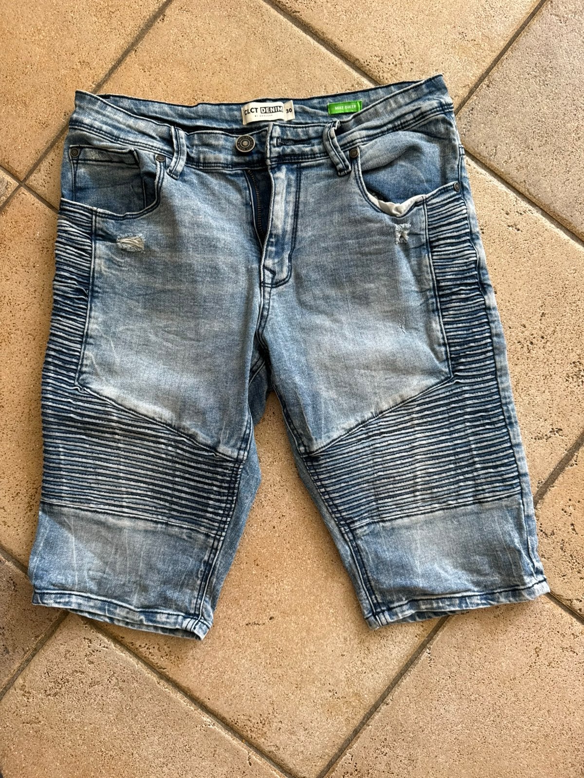 Stoere biker korte jeans broek maat 30, Ophalen of Verzenden, Zo goed als nieuw, Blauw, W32 (confectie 46) of kleiner