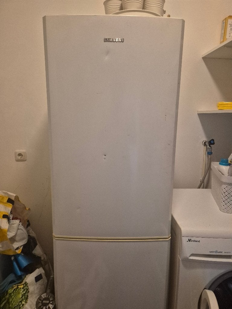 Samsung koelkast, Witgoed en Apparatuur, Ophalen, Gebruikt, 200 liter of meer, 60 cm of meer