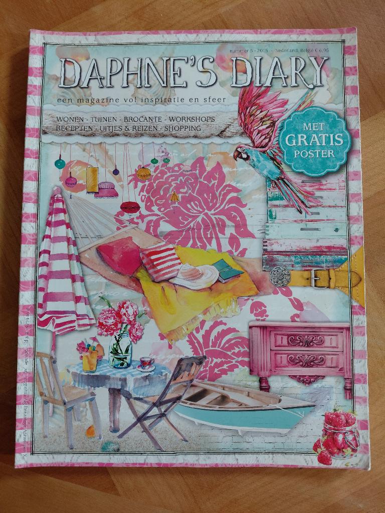 Daphne's Diary nr.5 van 2015, Boeken, Ophalen of Verzenden, Zo goed als nieuw