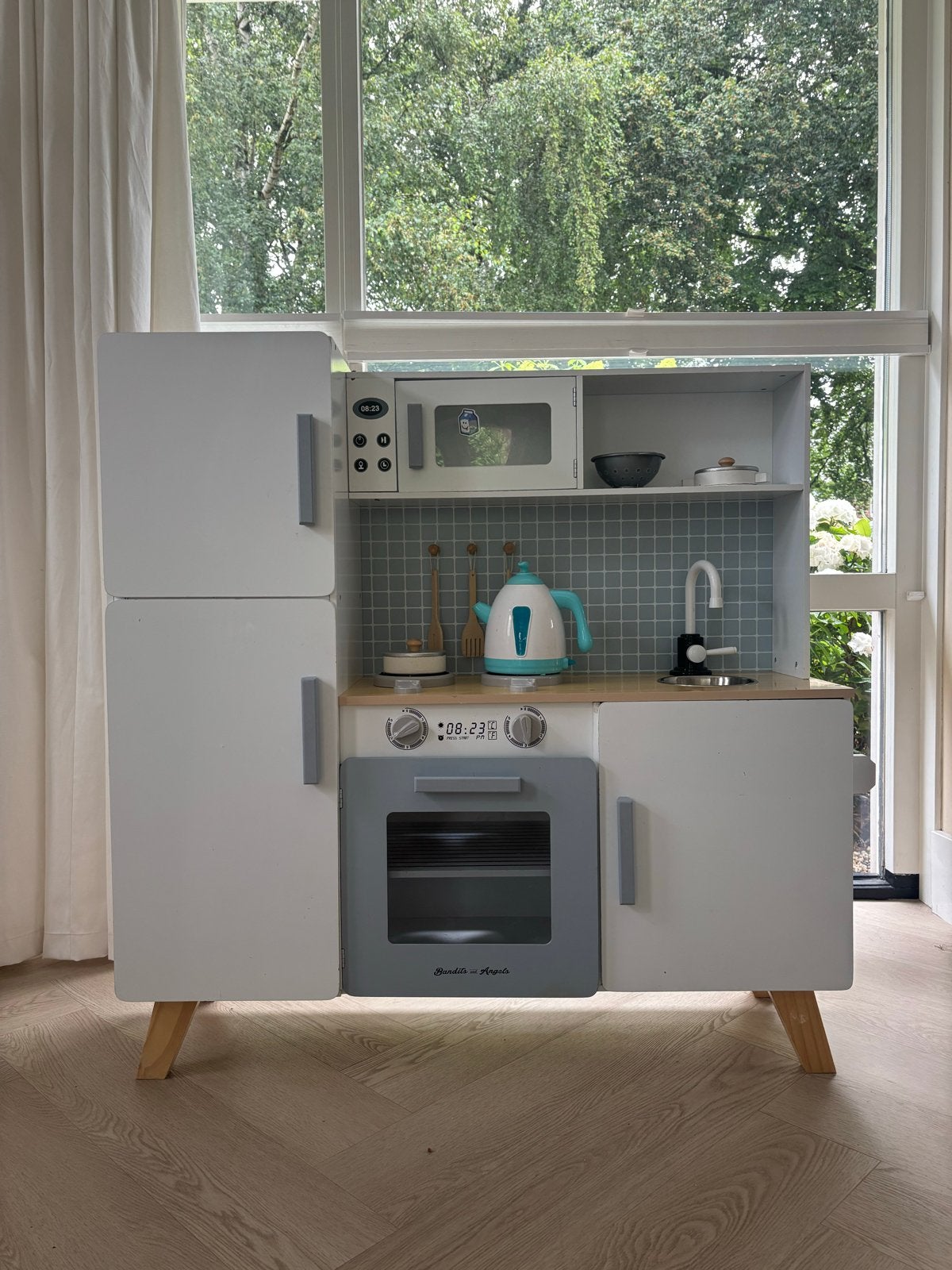 Houten speelkeuken: koelkast & oven van Bandits und Angels, Ophalen, Gebruikt, Hout, Speelkeuken