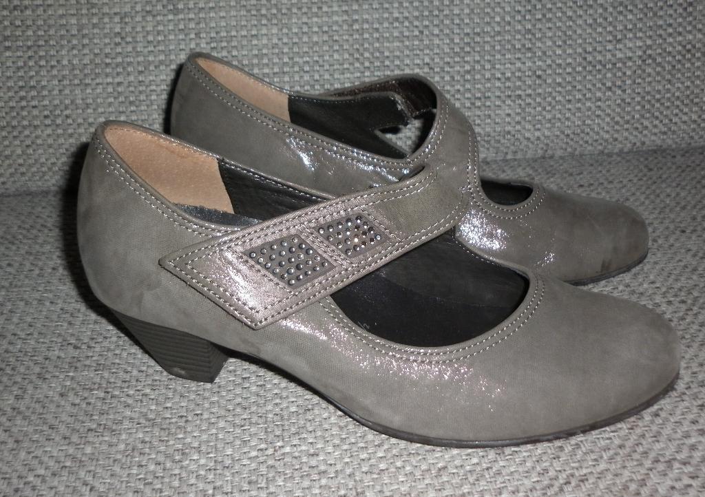 pumps met laag hakje maat 36 merk : Gabor, Kleding | Dames, Schoenen, Pumps, Overige kleuren, Gabor, Ophalen of Verzenden