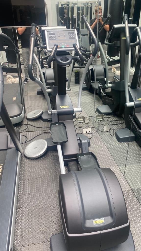 Technogym Excite Crosstrainer - Zo goed als nieuw, Armen, Ophalen of Verzenden, Zo goed als nieuw, Crosstrainer