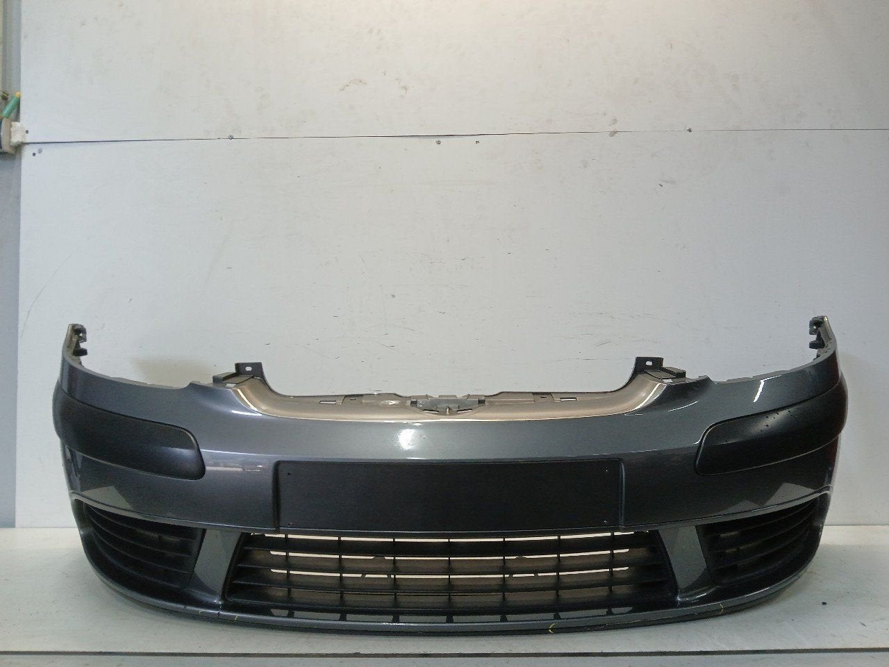 Bumper voor Volkswagen Golf, Auto-onderdelen, Onderdelen@venauto.nl, Van der Ven Autorecycling B.V., Gebruikt, Ettenseweg 76, 4706 PB Roosendaal, The Netherlands