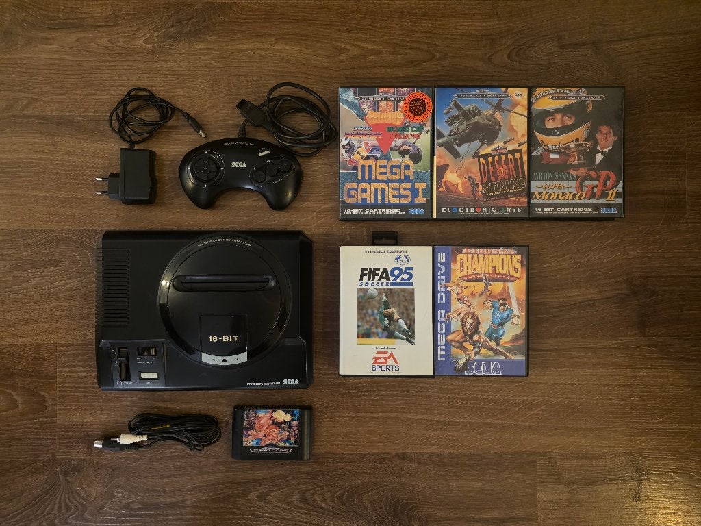 Sega Mega Drive Set + 8 games, Ophalen, Mega Drive, Met 1 controller, Gebruikt