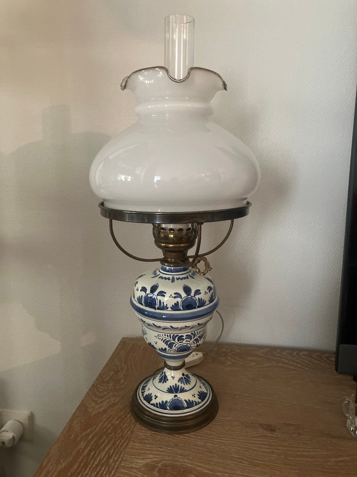 Antieke Delfts Blauwe Olielamp - Klassieke Tafellamp, Antiek en Kunst, Antiek | Lampen, Ophalen of Verzenden