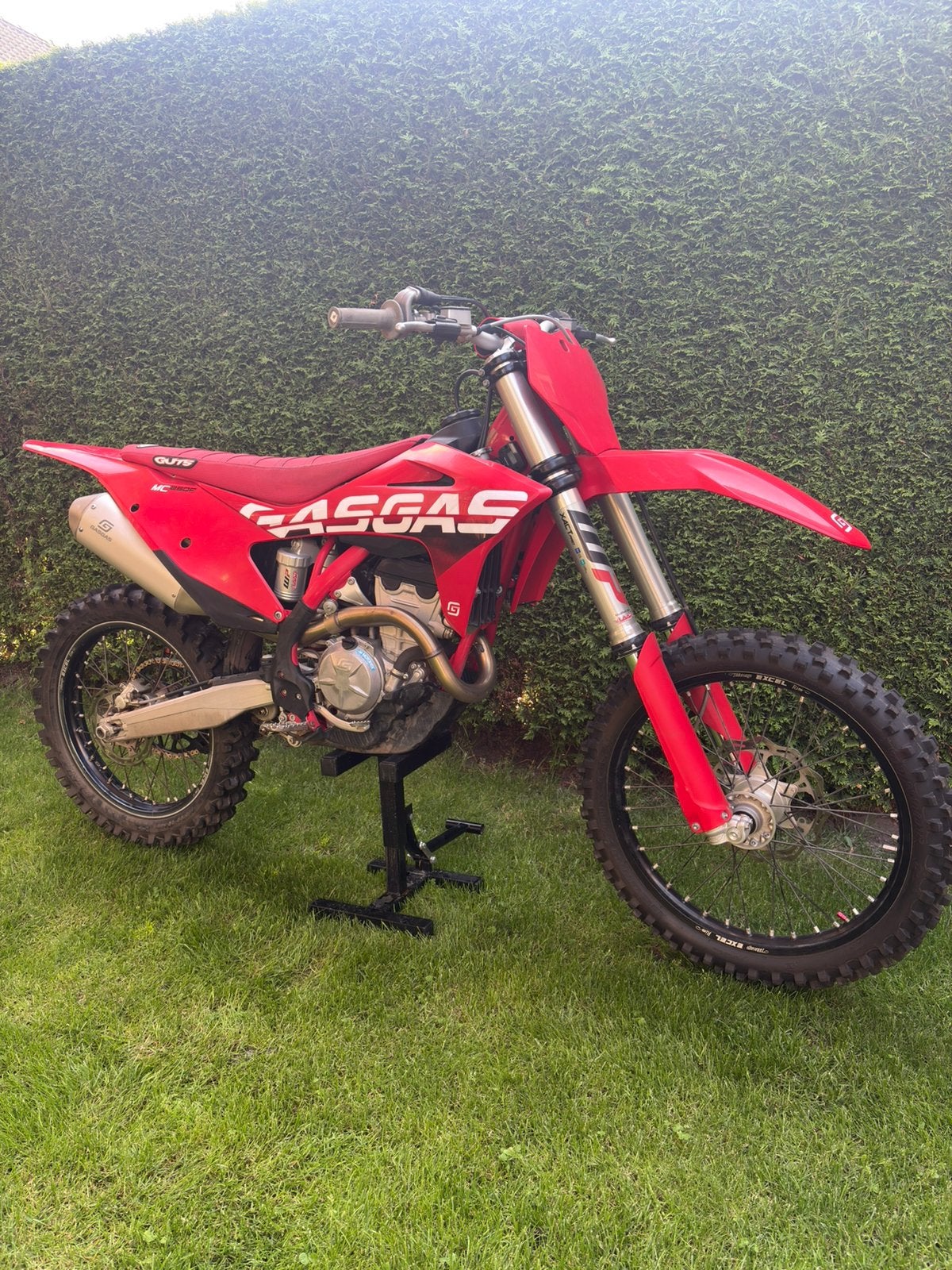 Gasgas mc 250 f 35 uur. Weinig uren ZGAN, Motoren, Particulier, Crossmotor