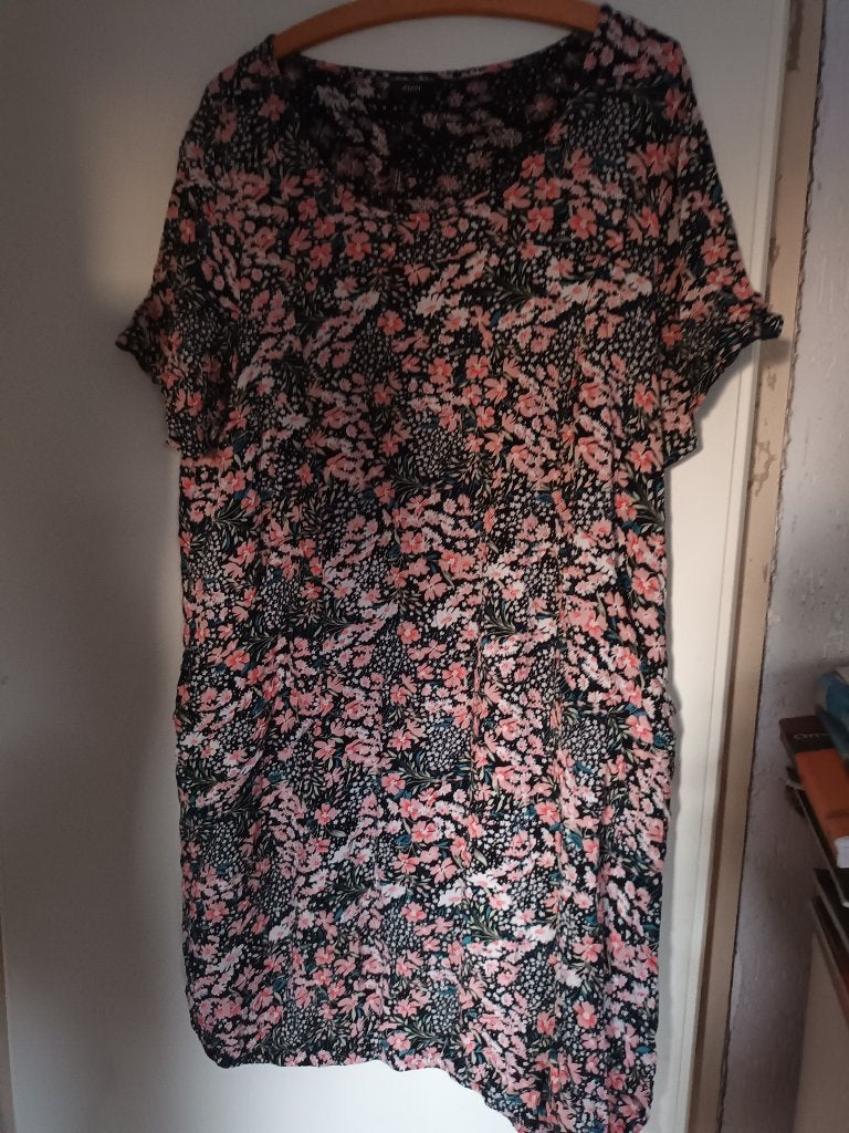 Lange jurk zomerjurk Zizzi mt 46 XL bloemen roze zwart, Zizzi, Maat 46/48 (XL) of groter, Ophalen of Verzenden, Zo goed als nieuw