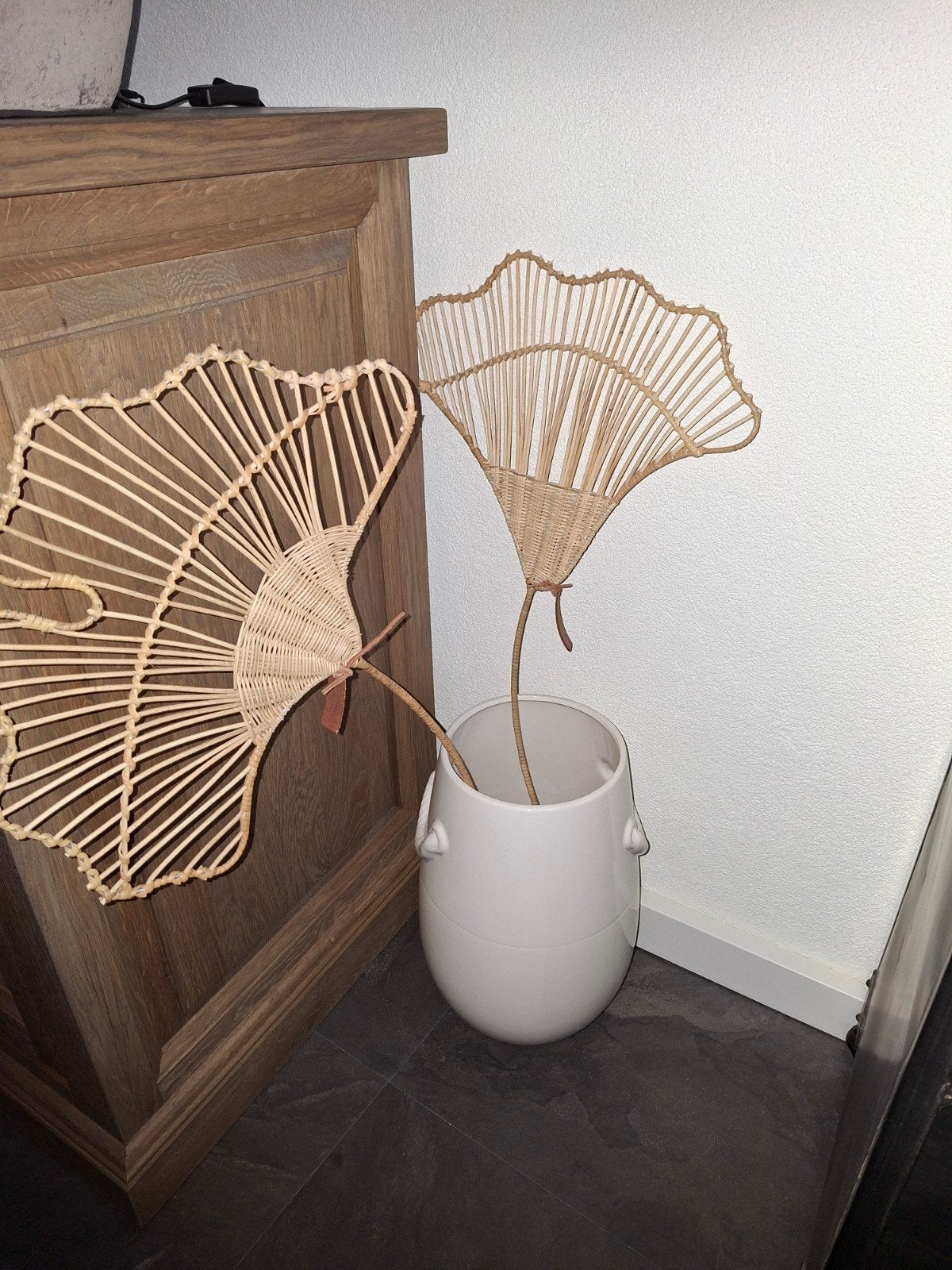 Riviera Maison decoratie: 2 rotan waaiers in vaas, Ophalen, Beige, Natuurlijk materiaal, Landelijk
