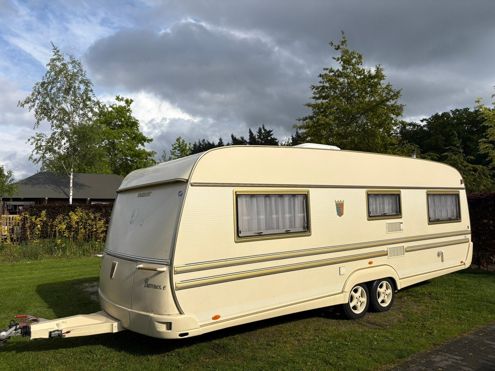 Tabbert Baronesse 620 uit 2001, Caravans en Kamperen, Caravans, Tabbert, Particulier, 6 tot 7 meter, 1250 - 1500 kg