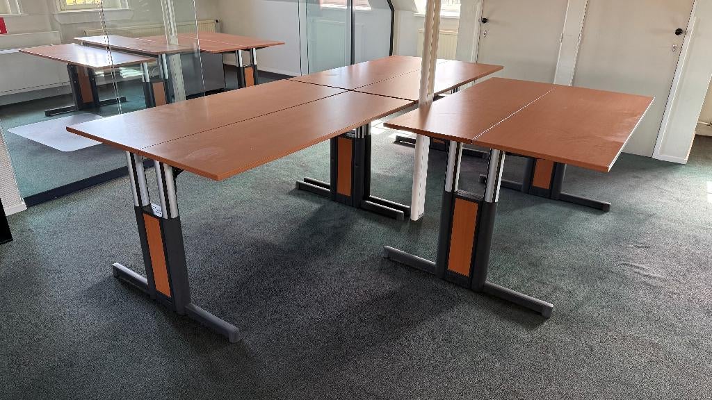 Verstelbare bureaus te koop, Huis en Inrichting, Bureaus, Ophalen, 160 cm, Gebruikt, Hout