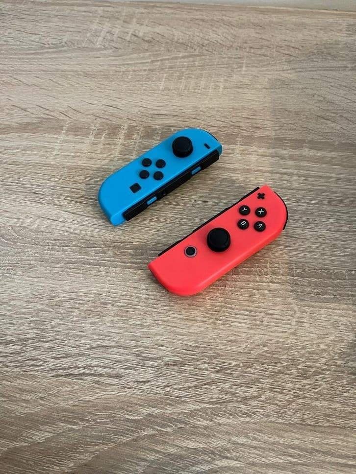 Joy Con controllers - Nintendo Switch, Spelcomputers en Games, Games | Nintendo Switch, Nieuw, Overige genres, 1 speler, Vanaf 3 jaar