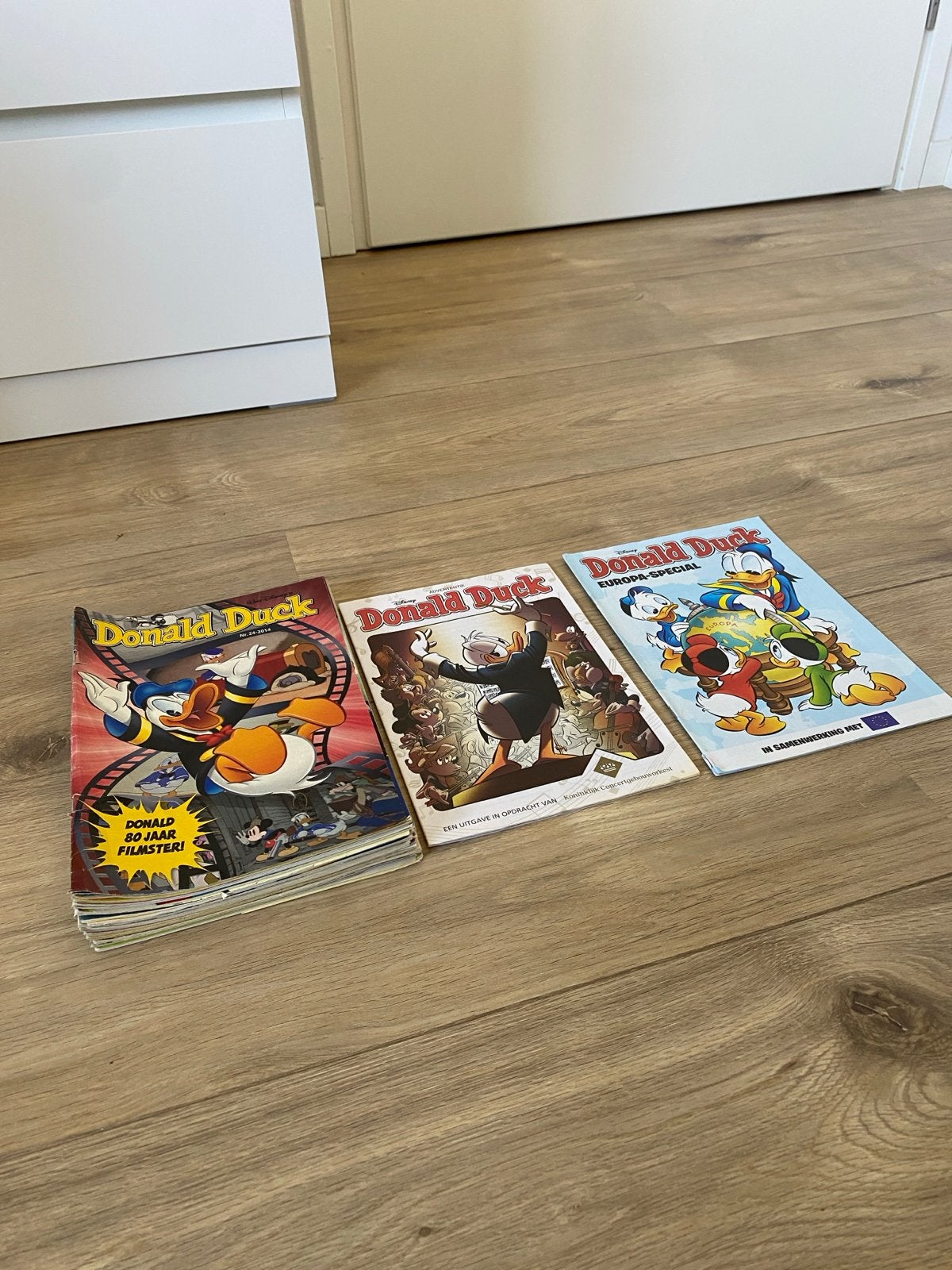 Donald Duck weekbladen 2010-2020 + 2 speciale uitgaven, Ophalen of Verzenden, Gelezen, Overige typen