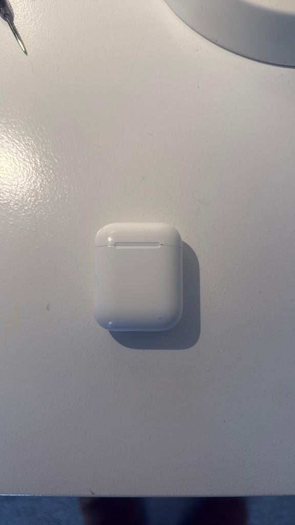Airpods 1, Bluetooth, Ophalen of Verzenden, Zo goed als nieuw, Apple