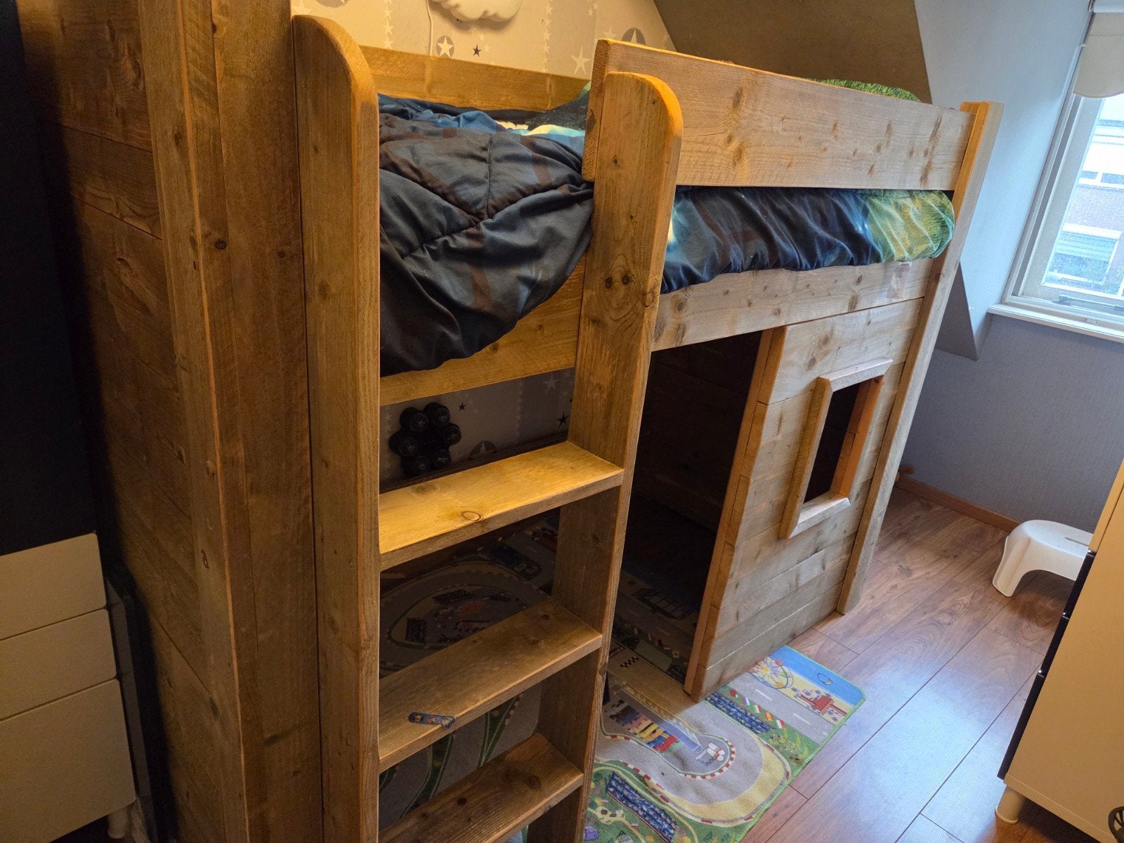 Halfhoogslaper van steigerhoud in zeer goede staat, Huis en Inrichting, Ophalen, 100 cm, Hoogslaper, Eenpersoons