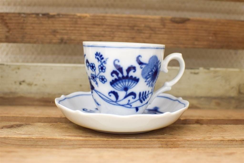 Bavaria Porseleinen Kop En Schoteltje 45576, Huis en Inrichting, Keuken | Servies, Gebruikt, Ophalen of Verzenden, Bord(en), Overige stijlen