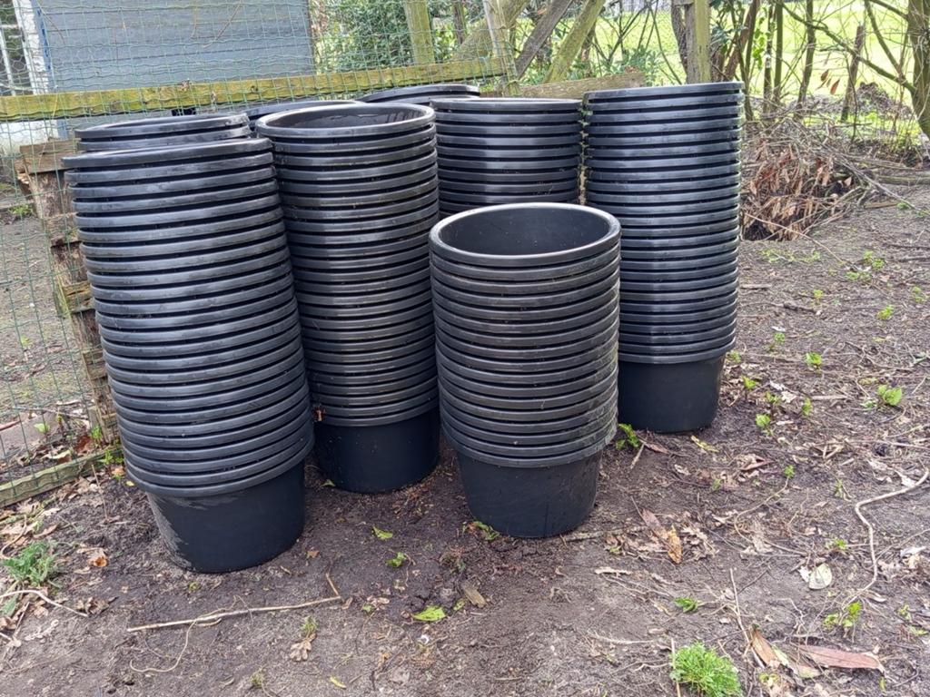 Kweekpotten 18 liter,192 stuks, in éen koop 175,00 euro, Tuin en Terras, Ophalen, Kweekbak