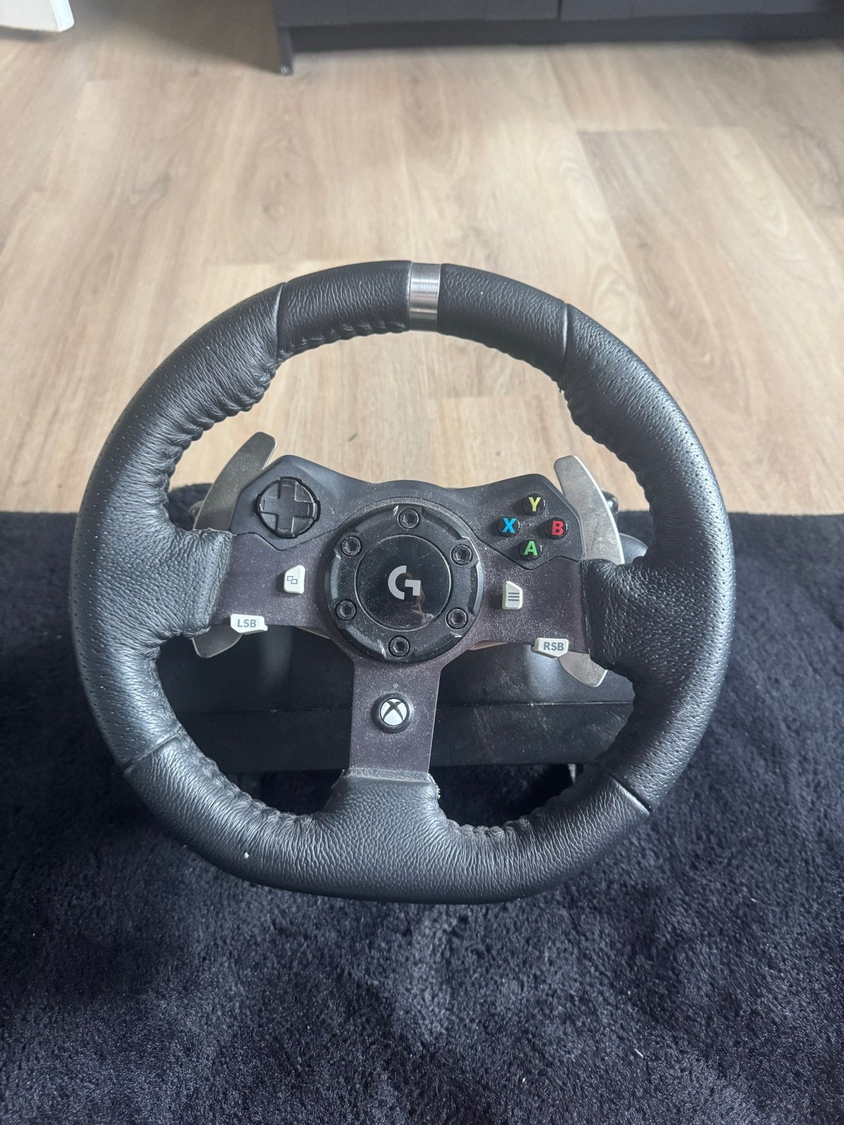 Logitech G920 Driving Force racestuur met pedalen voor Xbox, Spelcomputers en Games, Spelcomputers | Xbox | Accessoires, Ophalen of Verzenden