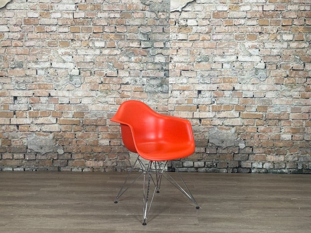 Vitra DAR – Roodoranje | Charles & Ray Eames