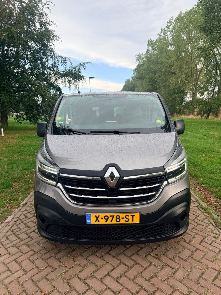 Renault Trafic 2.0 Energy dCi 120 pk 2020 EXPORT ONLY, Auto's, Voorwielaandrijving, Stof, Euro 6, 226 €/maand