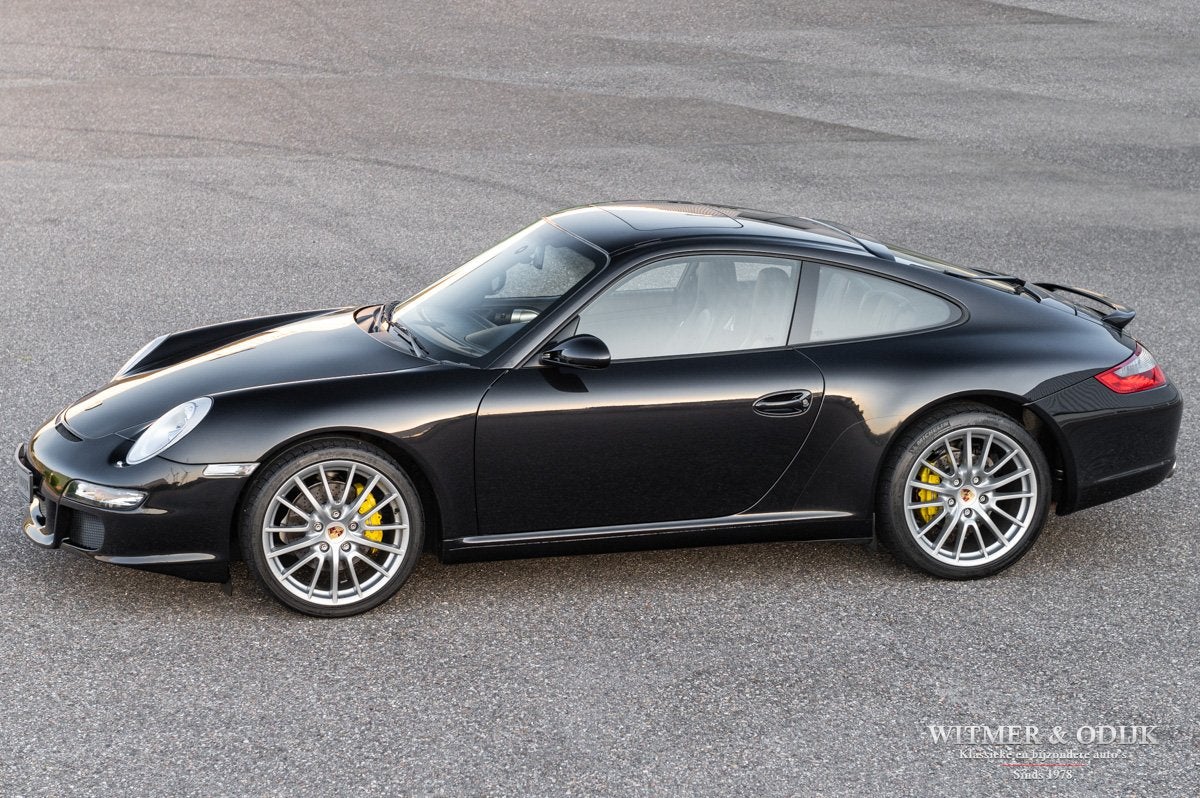 Porsche 911 Carrera Nieuw PCCM (bj 2004, automaat), Auto's, Automaat, Dealer onderhouden, Achterwielaandrijving, Gebruikt