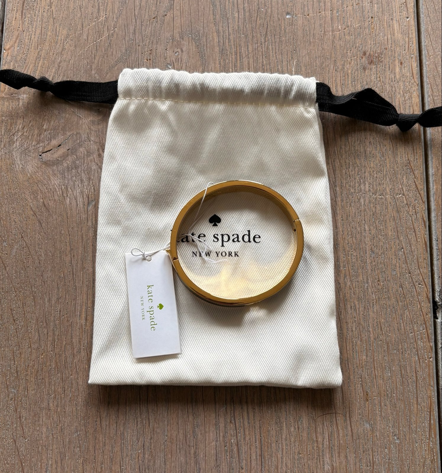 Kate Spade New York Armband Zwart Goud Spade Design, Ophalen of Verzenden, Zo goed als nieuw, Zwart, Overige materialen