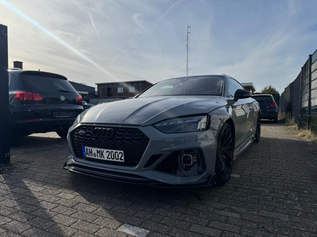 AUDI RS5 COMPETITION COUPÉ 2023, Automaat, Ophalen of Verzenden, Zilver of Grijs, Benzine