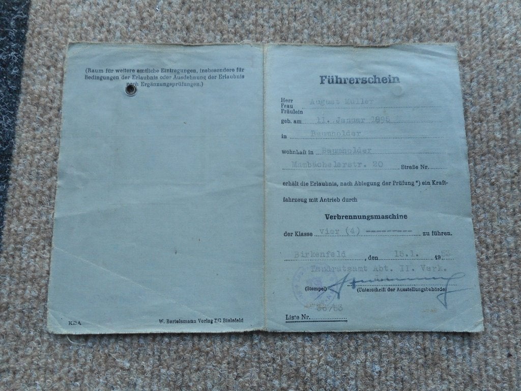 Duitse Wehrpass met Führerschein uit 1953, Verzamelen, Verzenden, Duitsland