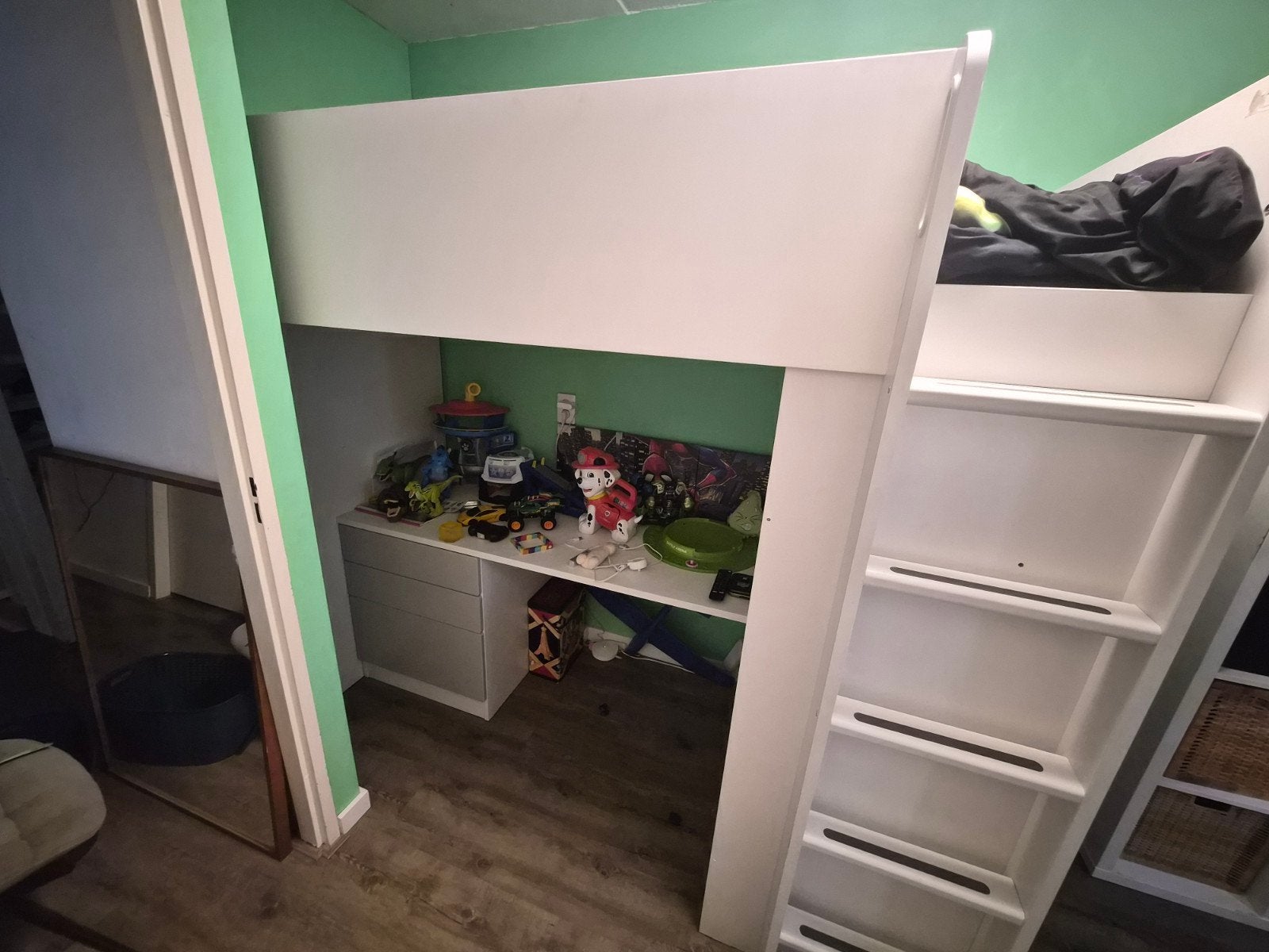 IKEA SMÅSTAD Hoogslaper met bureau en kast - Wit/Grijs, Ophalen, Eenpersoons, Zo goed als nieuw, 200 cm