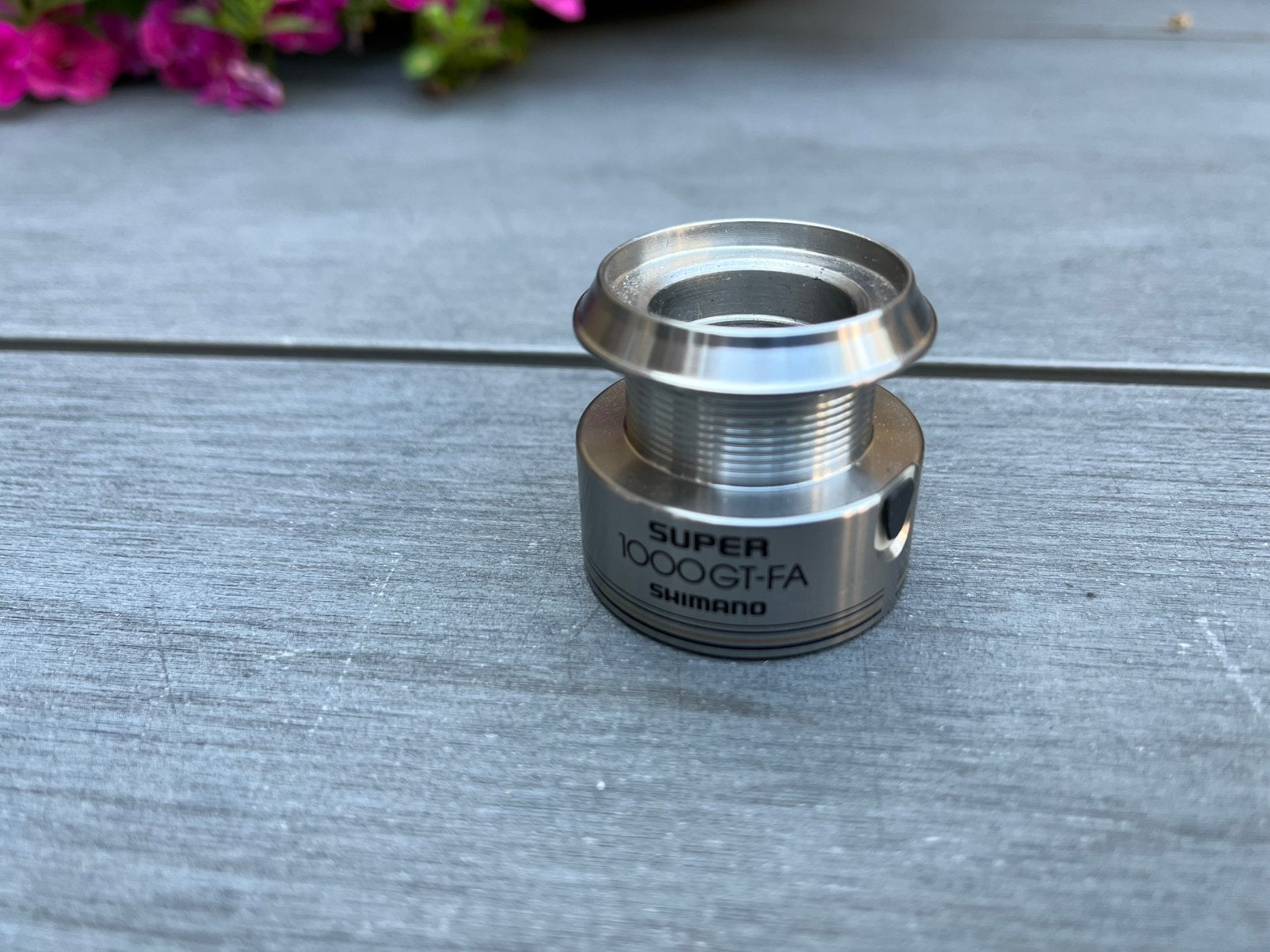 Nieuwe Shimano spoel Super1000GT FA en Shimano 2500, Ophalen of Verzenden, Zo goed als nieuw, Molen