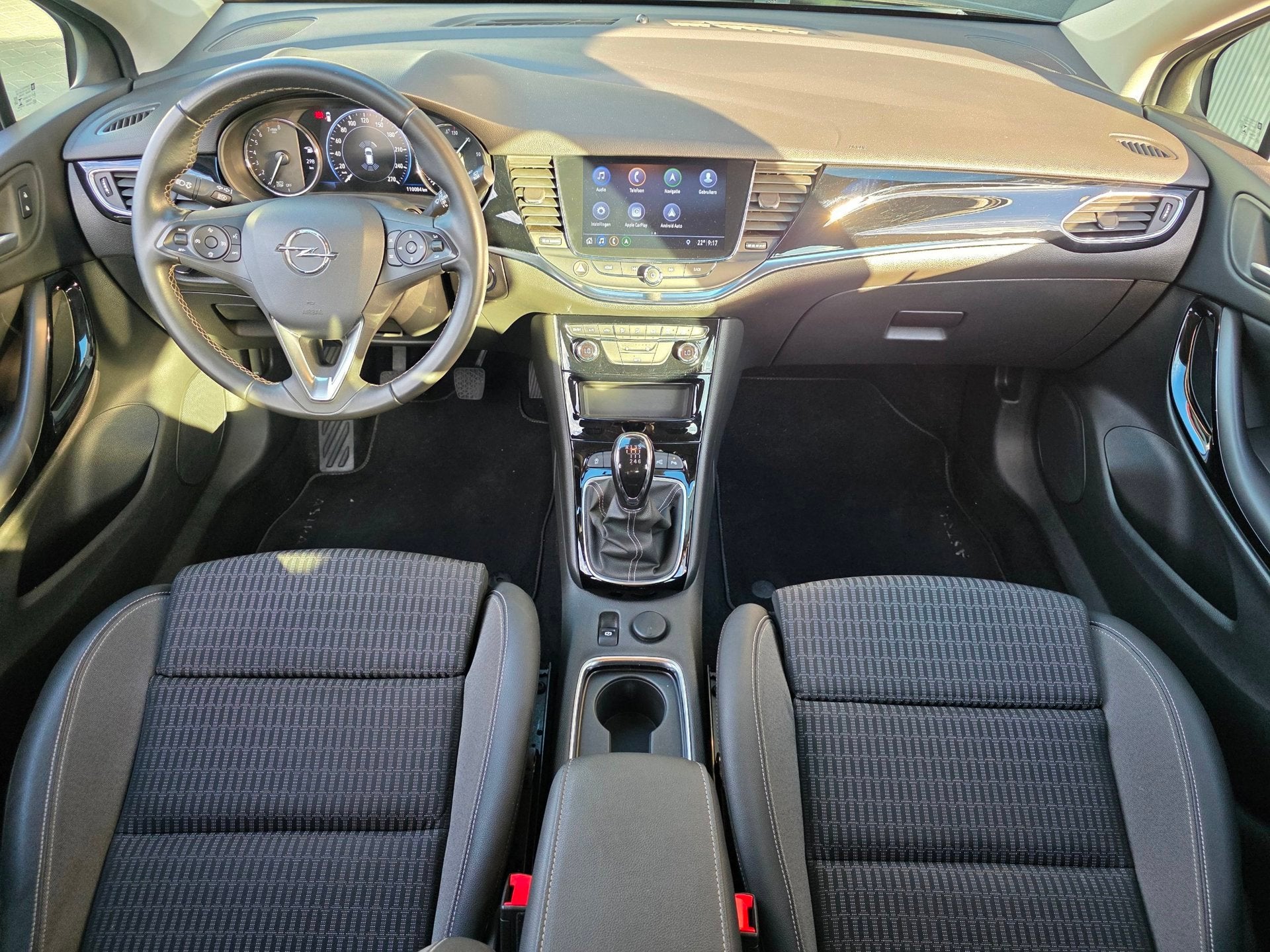 Opel Astra Sports Tourer 1.2 Elegance | TREKHAAK | NAVI | CA, Auto's, Voorwielaandrijving, Dealer onderhouden, Stof, Gebruikt