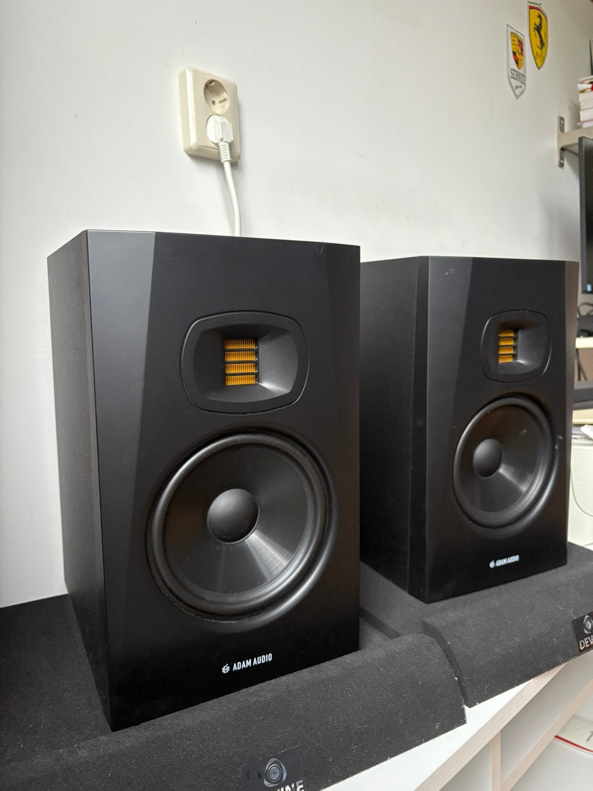 Adam Audio T7V, Overige typen, Zo goed als nieuw, 120 watt of meer, Ophalen