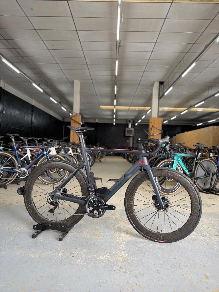 BMC TimeMachine Road 01 ONE Dura Ace Di2 Carbon Racefiets, Ophalen, Zo goed als nieuw, Overige typen
