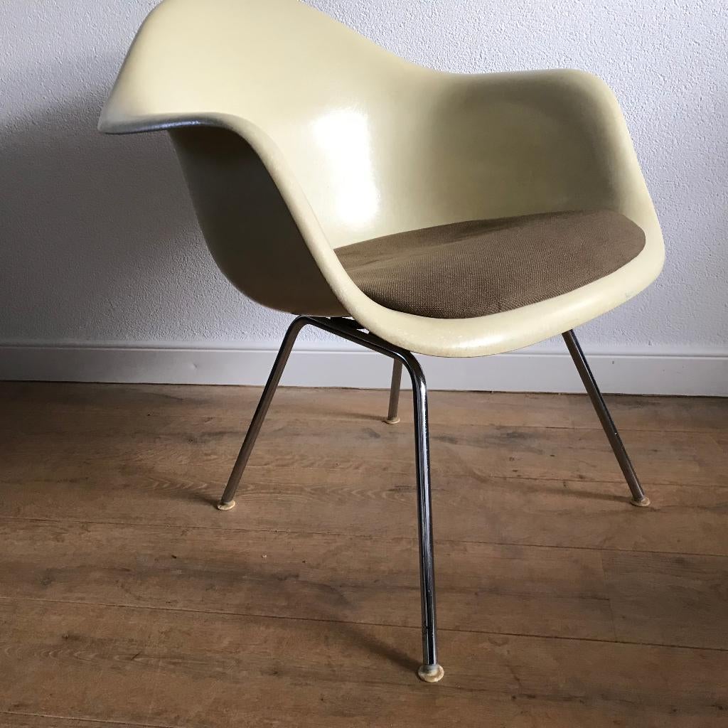 Herman Miller Eames LAX SAX Fiberglass chair fauteuil, Ophalen, Gebruikt, Nvt, Stof