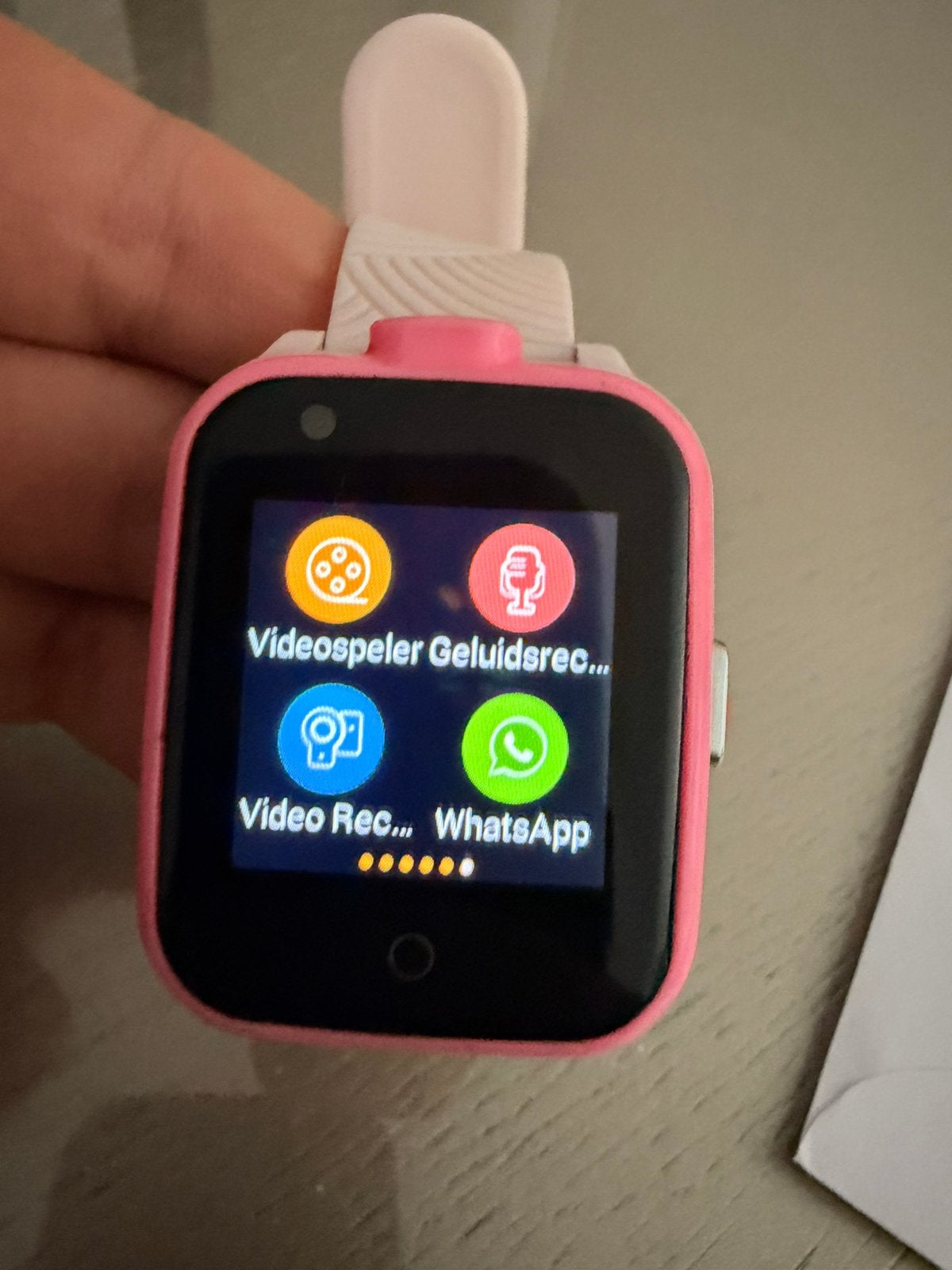 Smart Hero horloge GPS WhatsApp, videobellen, wifi & camera, Zwart, Ophalen of Verzenden, Zo goed als nieuw, GPS