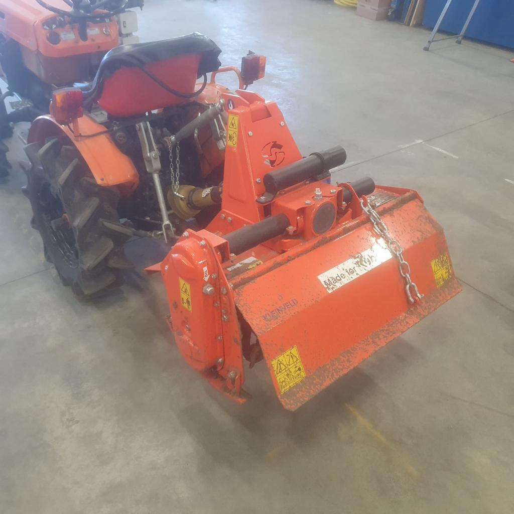 Kubota B6001 met fronthef en diverse aanbouwdelen, Gebruikt, Tot 2500, Tot 80 Pk, Ophalen