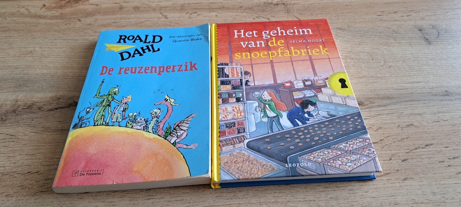 Roald Dahl & Selma Noort - De Reuzenperzik & Het Geheim, Ophalen of Verzenden, Gelezen, Roald Dahl, Selma Noort, Fictie algemeen
