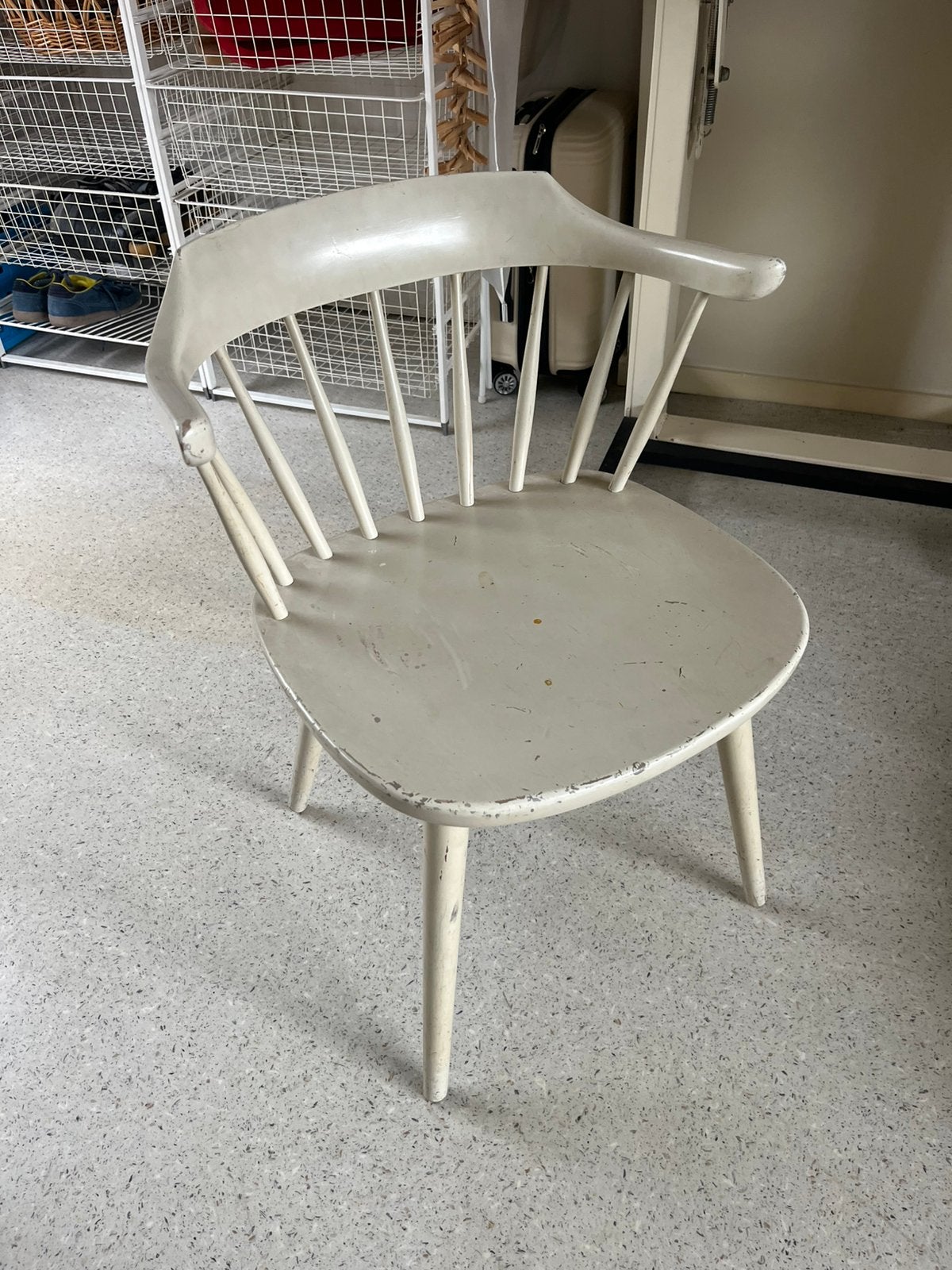Vintage spijlenstoel, Gebruikt, Wit, Ophalen of Verzenden, Eén