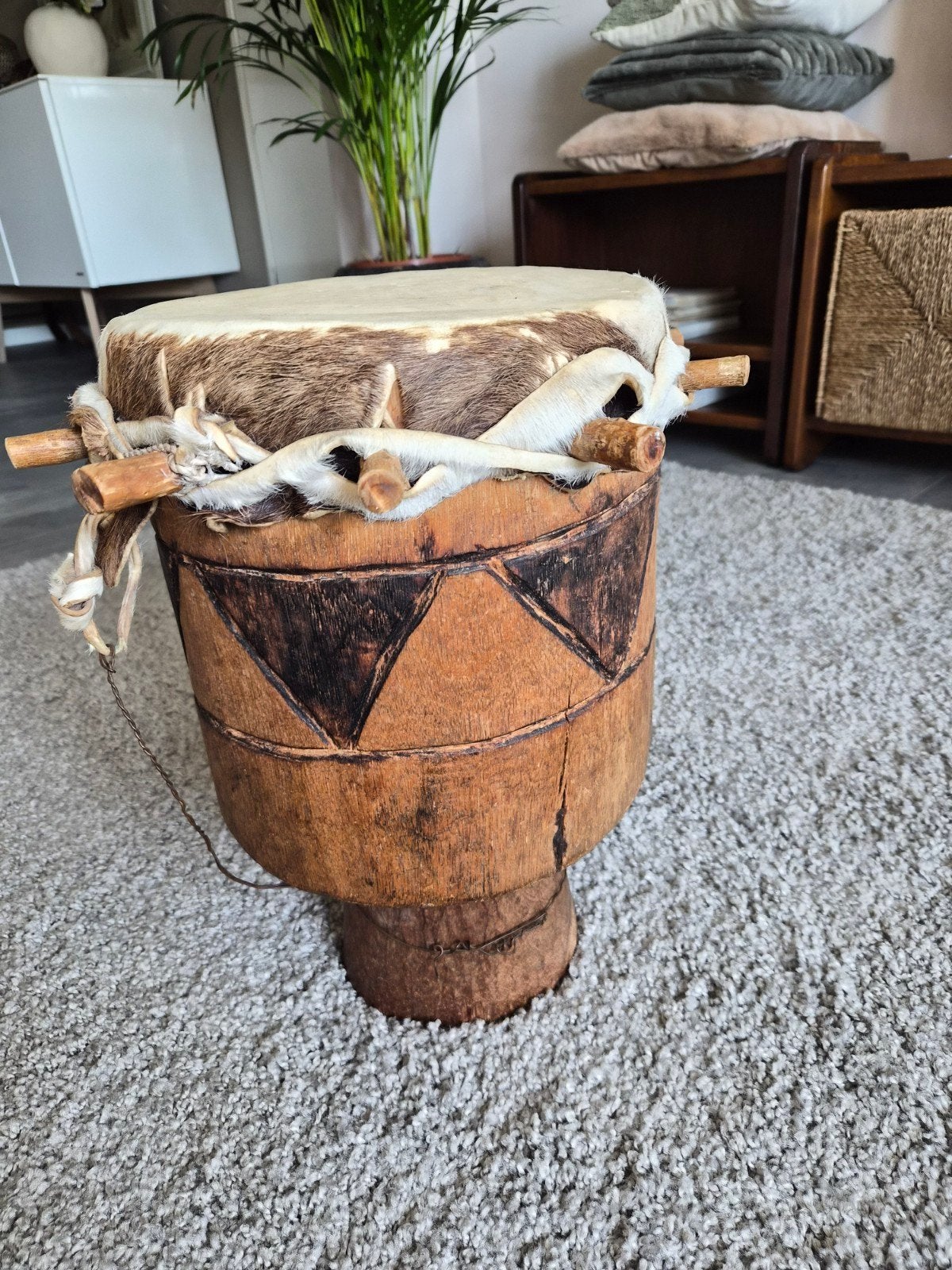 Originele, handgemaakte Afrikaanse Djembé - Eyecatcher!, Muziek en Instrumenten, Ophalen of Verzenden, Gebruikt, Trommel
