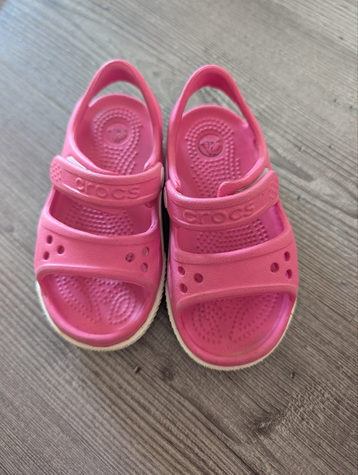 Roze Crocs sandalen maat C7 (23-24), Kinderen en Baby's, Babykleding | Schoentjes en Sokjes, Crocs, Meisje, Ophalen of Verzenden