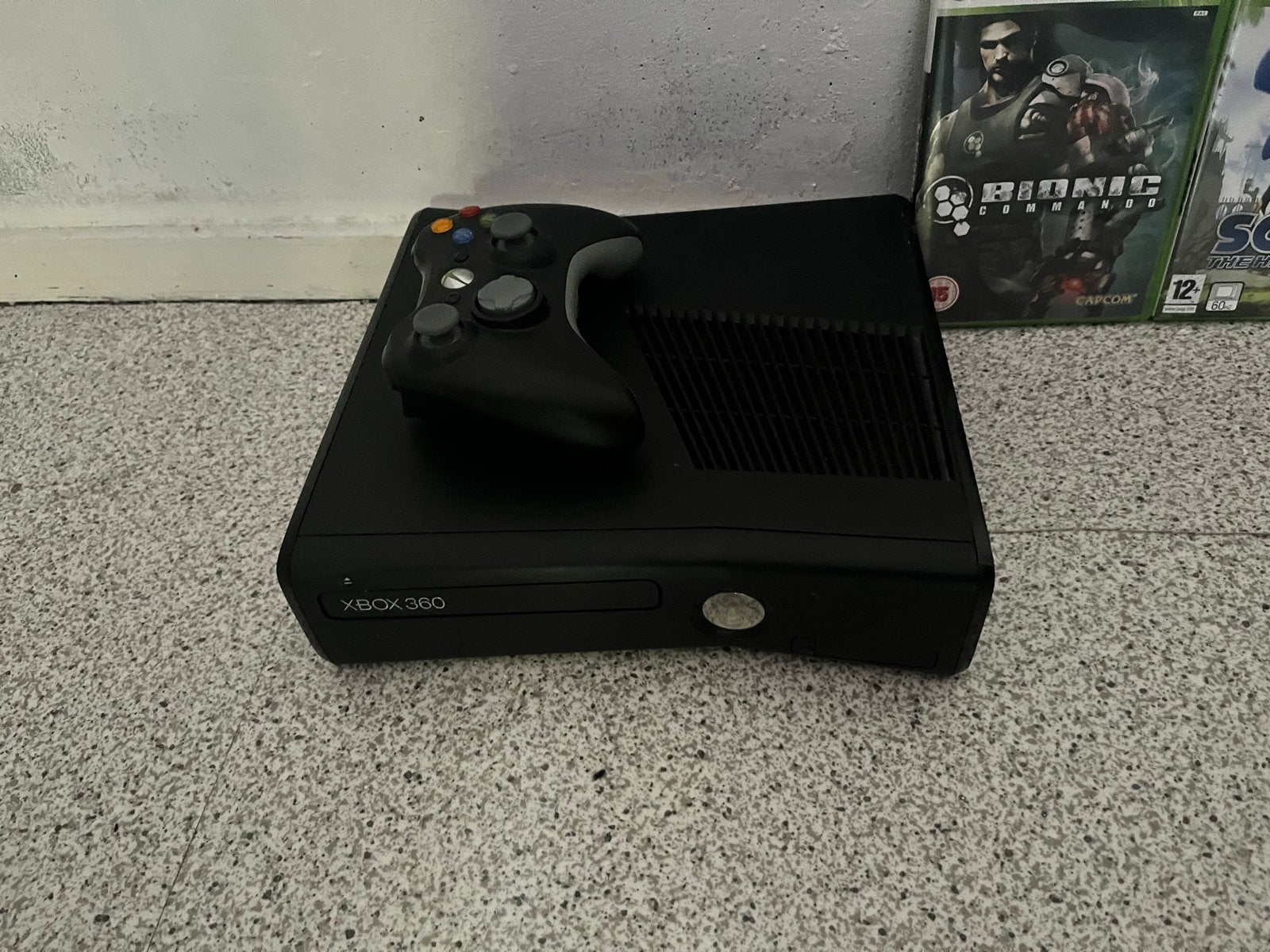 Xbox 360 S, Ophalen, Met 1 controller, 250 GB, Gebruikt