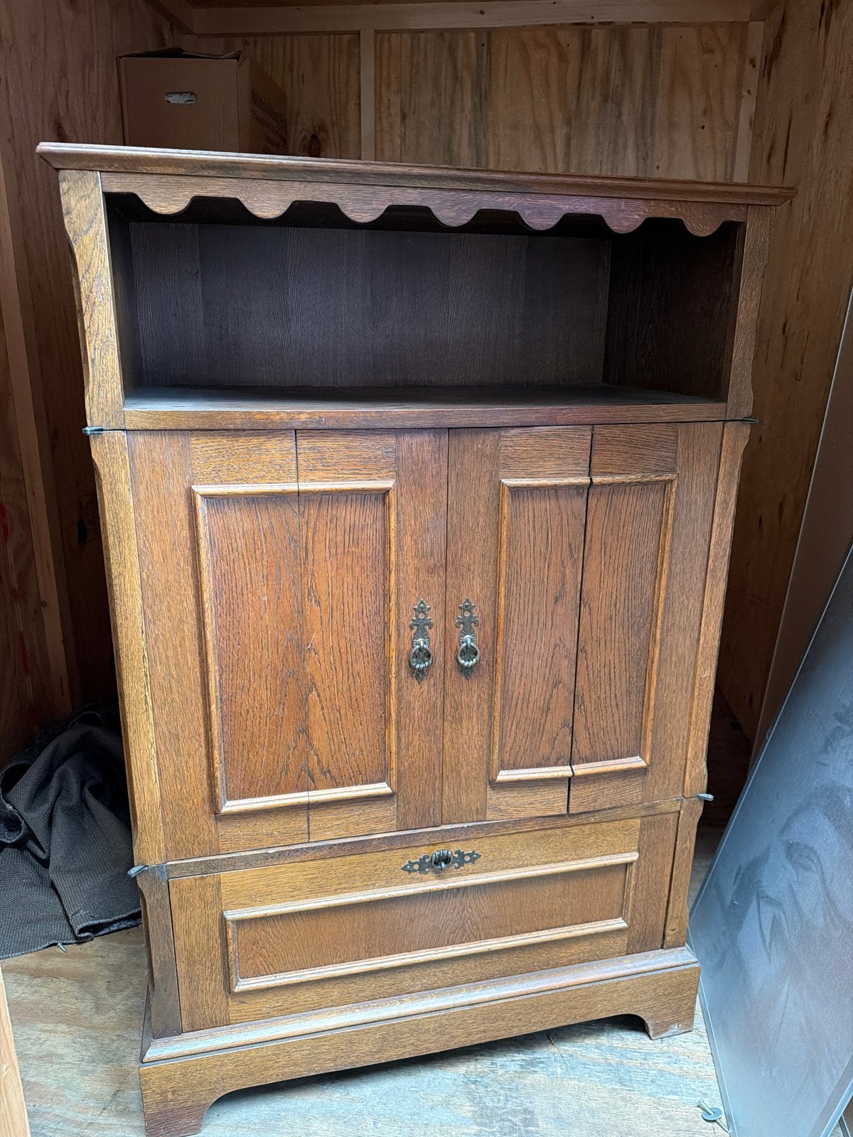 Antieke houten kast met open vak en lade, Antiek en Kunst, Antiek | Meubels | Kasten, Ophalen
