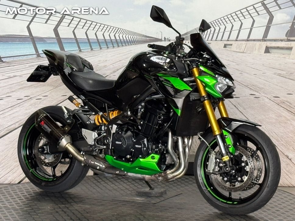 KAWASAKI Z900 SE PERFORMANCE (bj 2023) 12,460 km, 4 cilinders, Motorrijbewijs A, 948 cc, Bedrijf