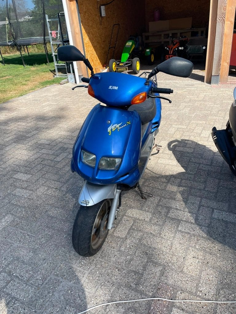 Sym Jet Basix met kenteken - Project/Opknapper (Loopt niet), Fietsen en Brommers, Scooters | SYM, Ophalen, Gebruikt, Overige modellen