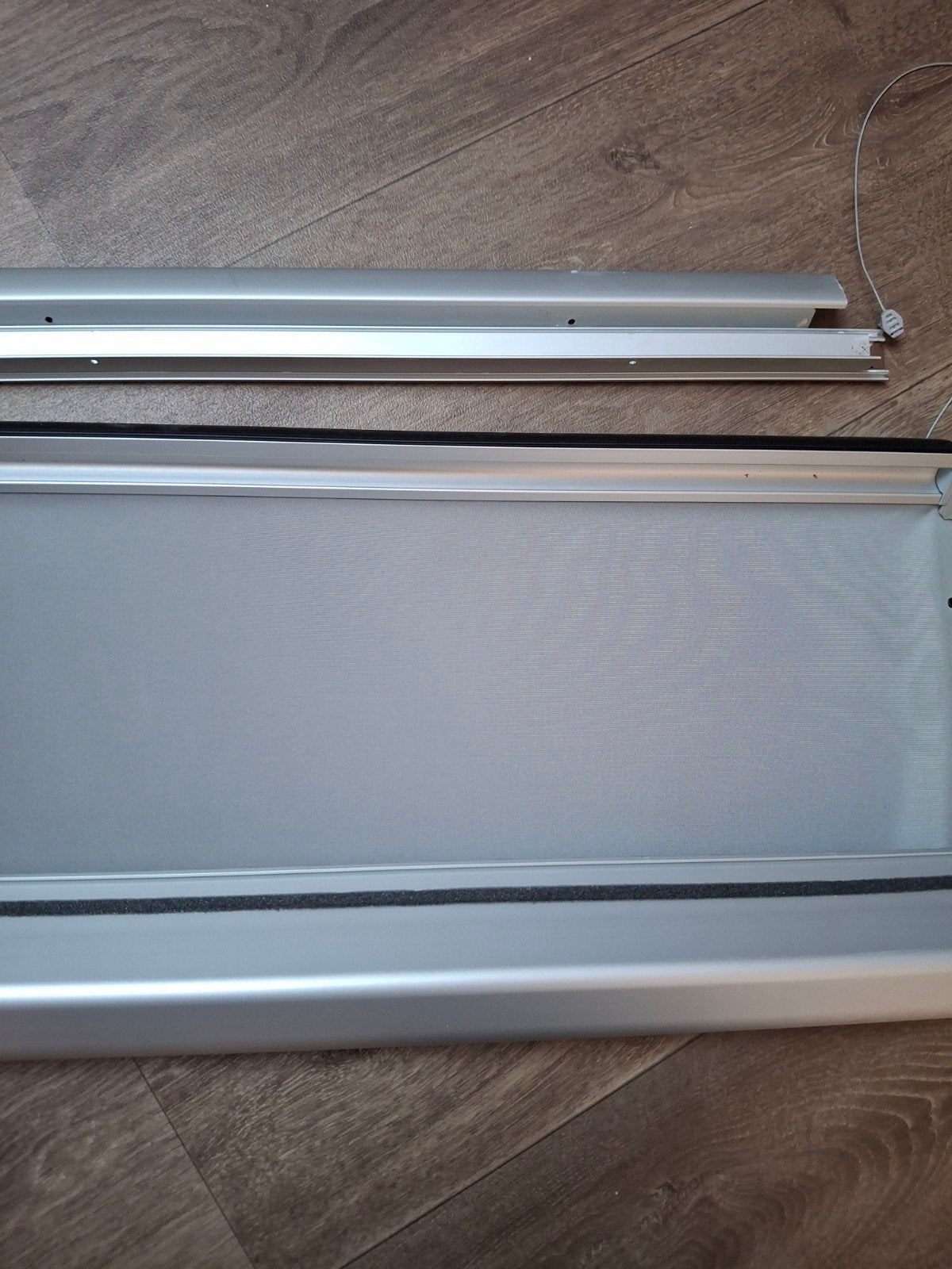 Velux verduisterend rolgordijn GGL606, Ophalen, Rolgordijn, Verduisterend, Zo goed als nieuw