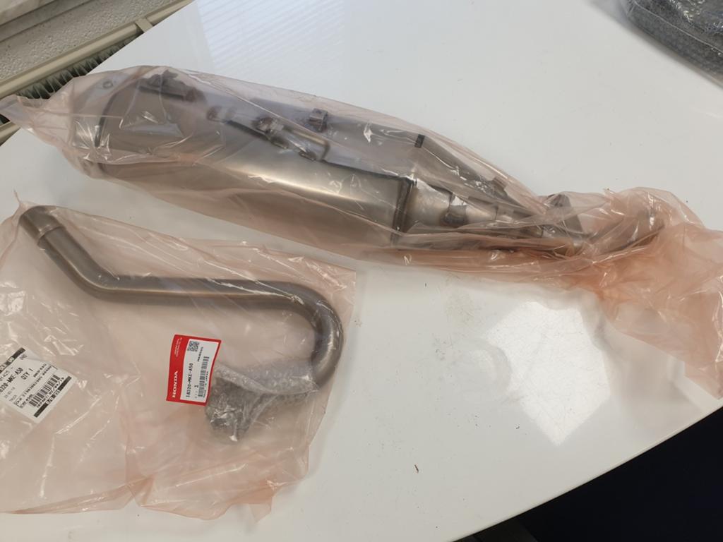 NIEUWE ORIGINELE OEM UITLAAT HONDA CRF450L, CRF450 L, RL, Motoren, Ophalen of Verzenden, Nieuw