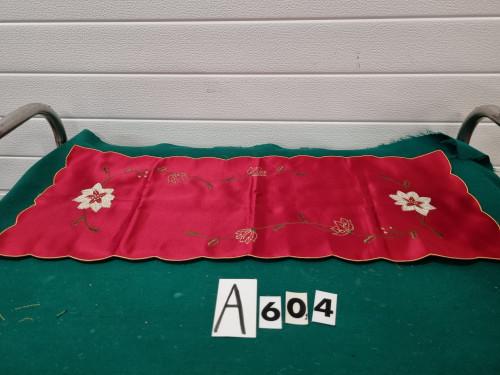 Kerst tafel loper rood goud 604, Ophalen of Verzenden, 'T Olde Gre-j, Info@toldegrej.nl, Endepoelstraat 20f Didam