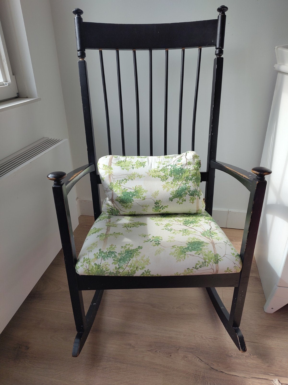 Vintage Schommelstoel Zwart met Groene Kussens, Antiek en Kunst, Ophalen